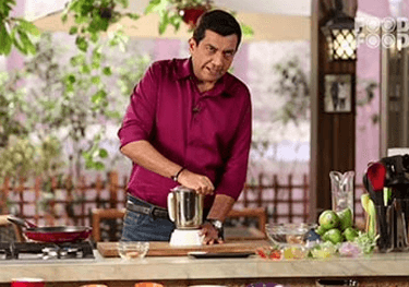 Cook Smart with Chef Sanjeev Kapoor. Watch as he prepares Crab Cakes, a quick 7 min. recipe.